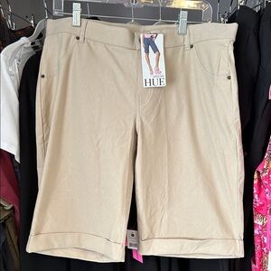 HUE Women's Beige Bermuda Shorts NWT